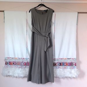 USED. DuJour Wide-Leg Jumpsuit with pockets. Only worn once. No stains or flaws.